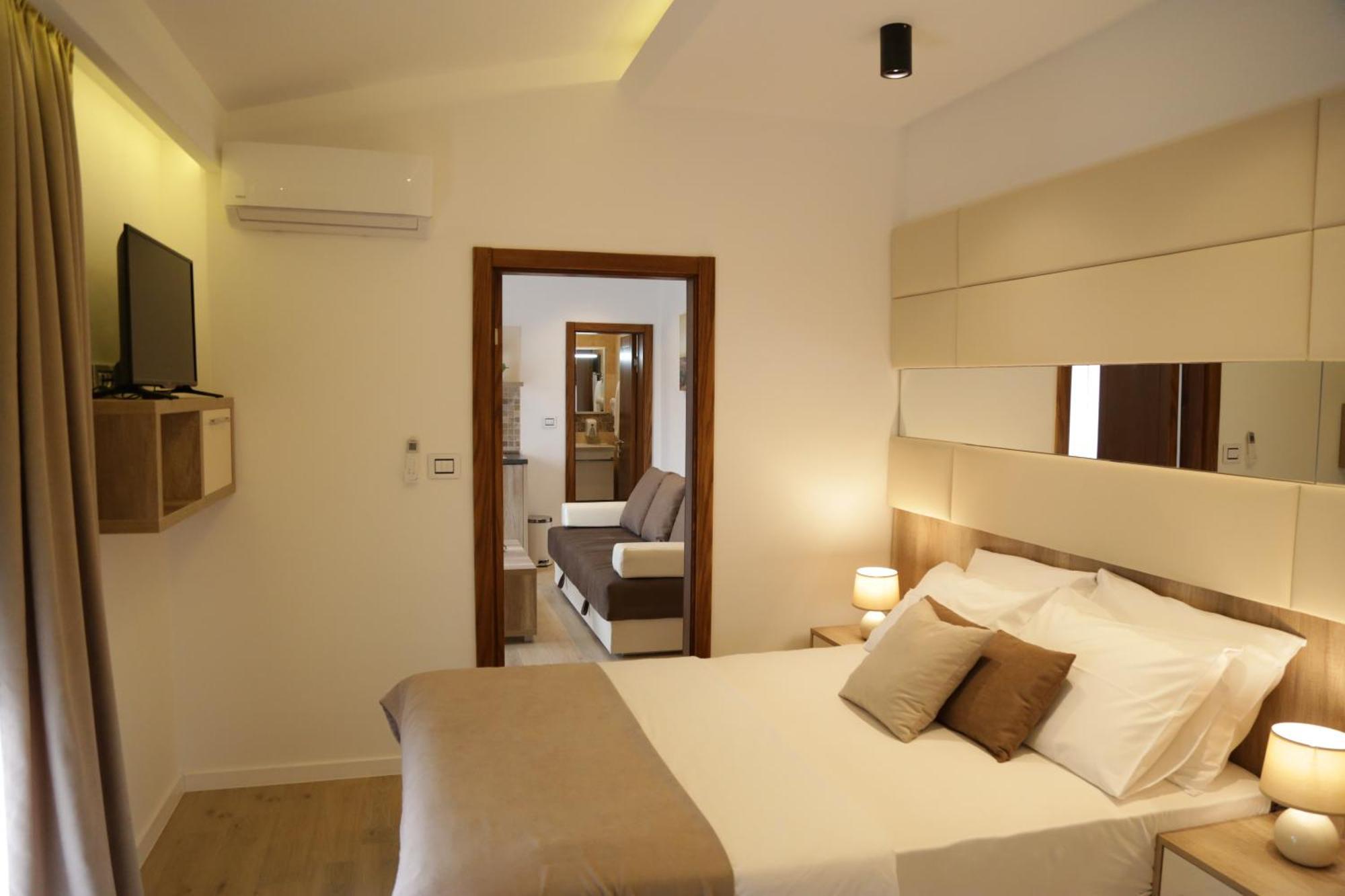 Hotel Comfort & Villas Donji Stoj Extérieur photo