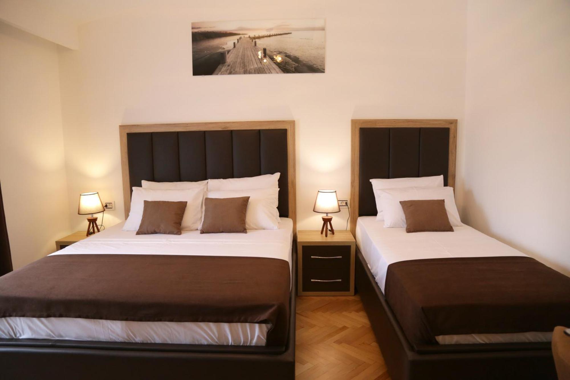 Hotel Comfort & Villas Donji Stoj Extérieur photo