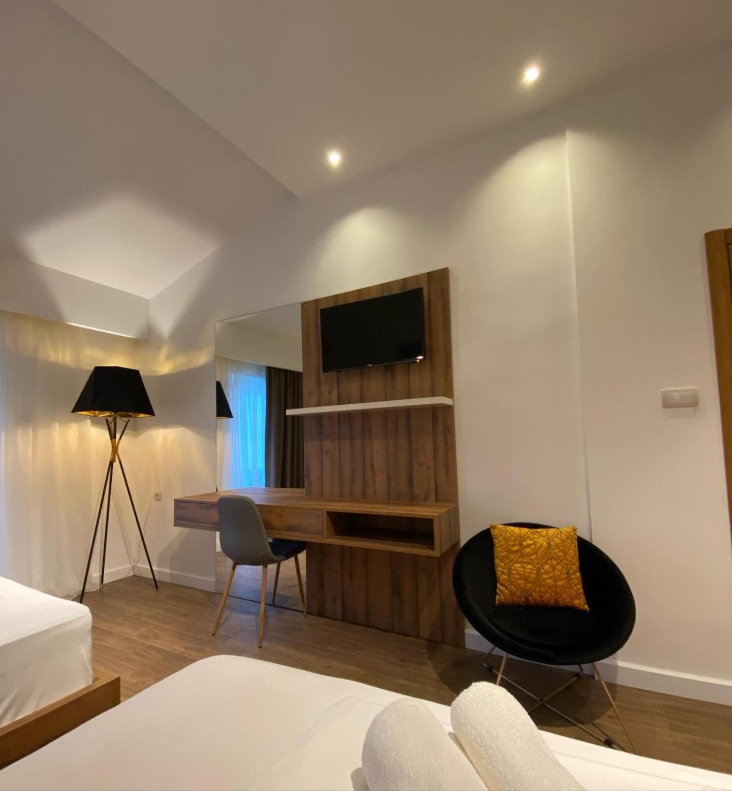 Hotel Comfort & Villas Donji Stoj Extérieur photo