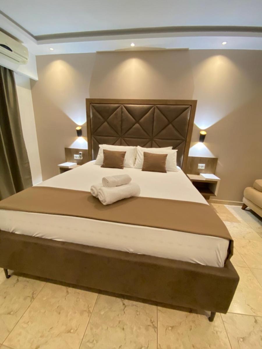 Hotel Comfort & Villas Donji Stoj Extérieur photo