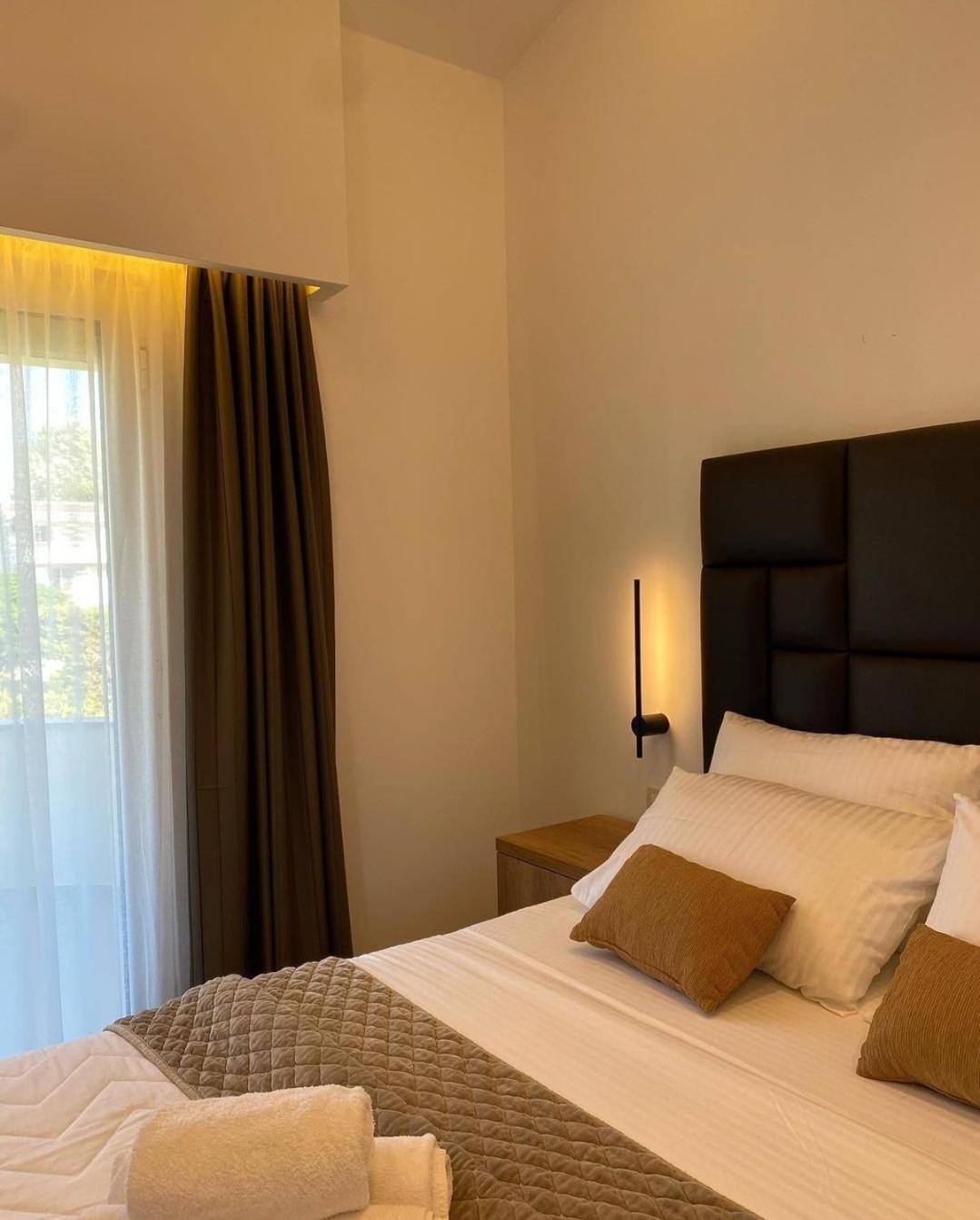 Hotel Comfort & Villas Donji Stoj Extérieur photo